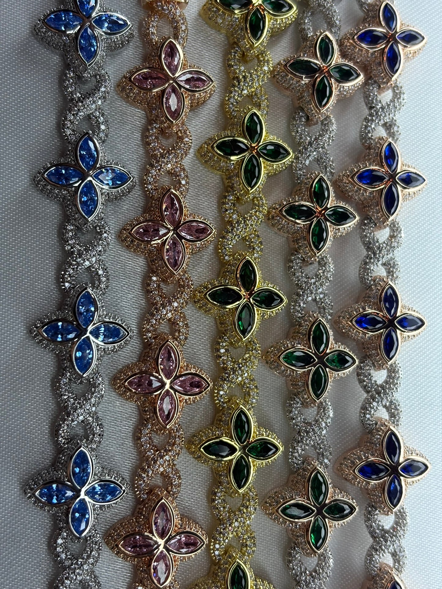 Endless Sparkle™ Moissanite Armband – Gold Green (8 inch) | GRA-gecertificeerd