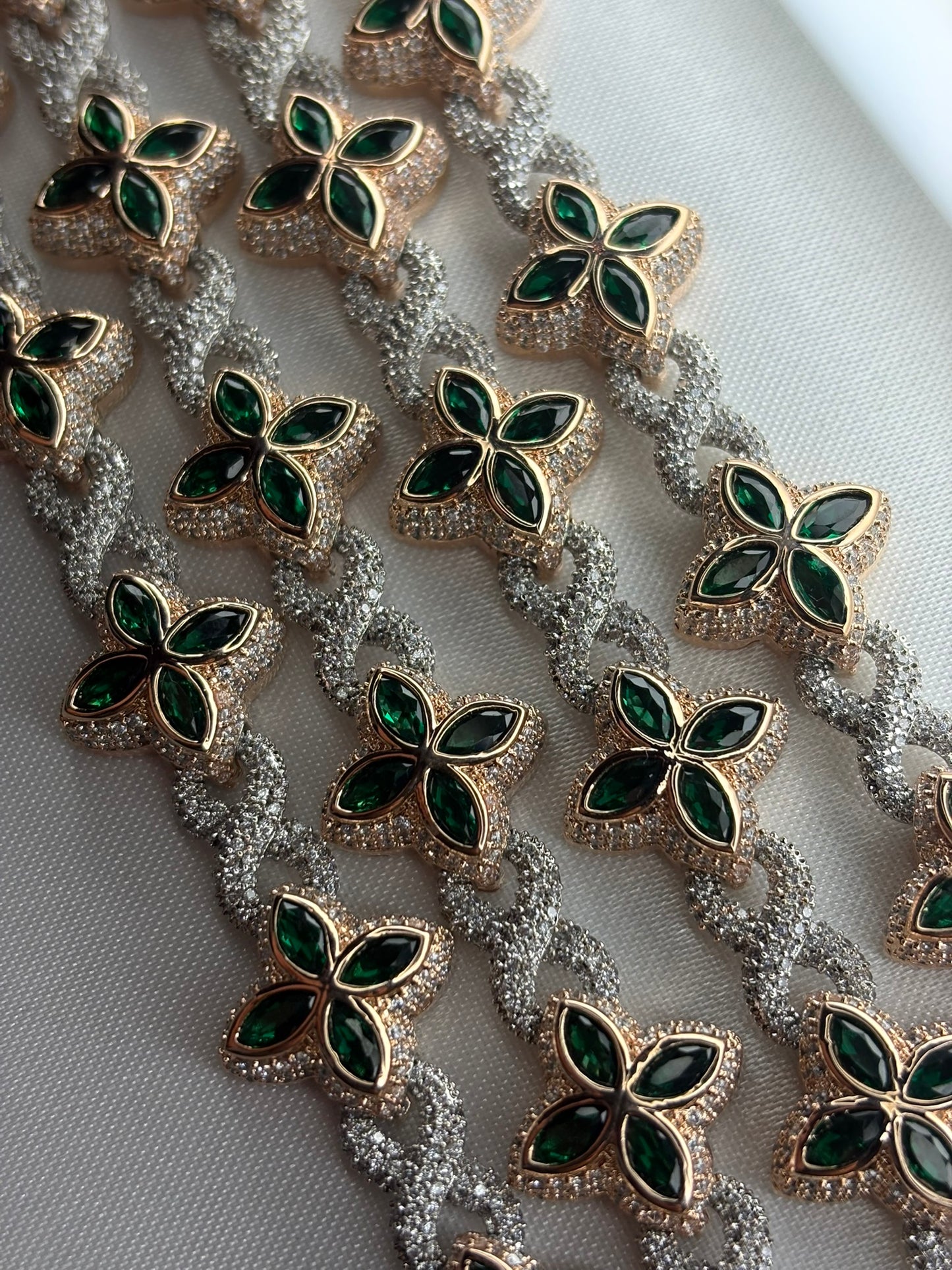 Endless Sparkle™ Moissanite Armband – Silver Rose Green (8 inch) | GRA-gecertificeerd